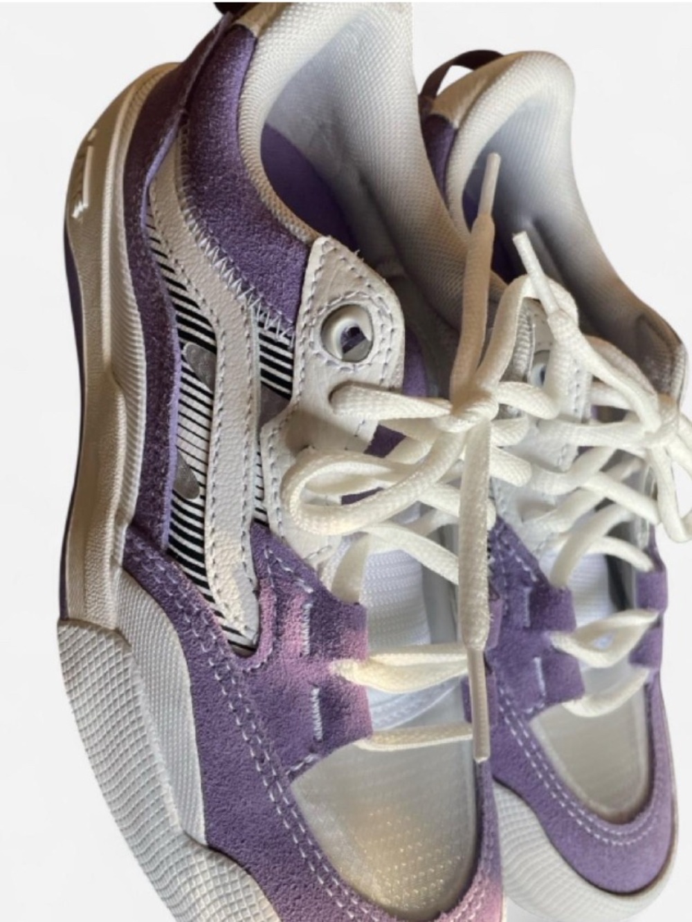 Vans Kids Lavender and White Low-Top Sneakers